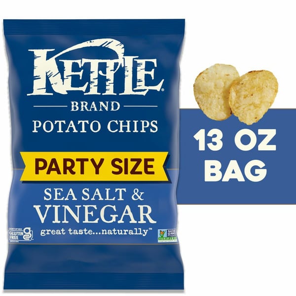 Chips & Pretzels Kettle Chips Sea Salt & Vinegar Kettle Potato Chips hero