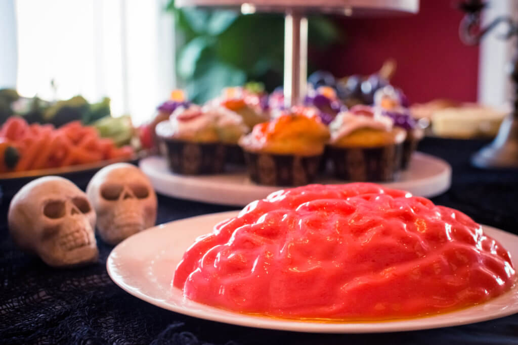 Halloween Jello brain dessert and cupcakes