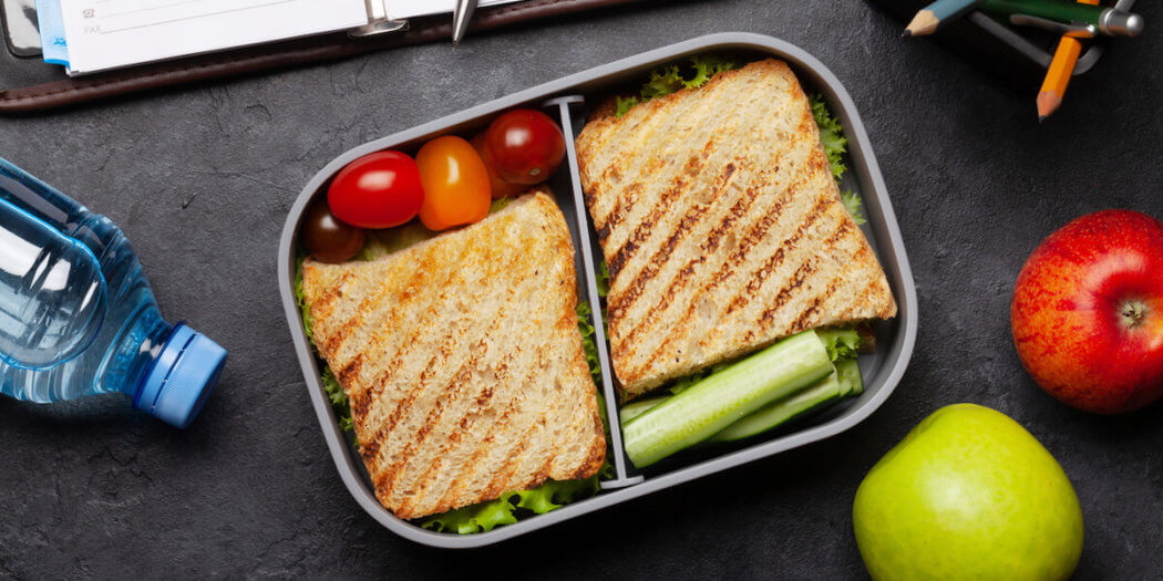 Tips & Ideas for How to Make a Lunchbox