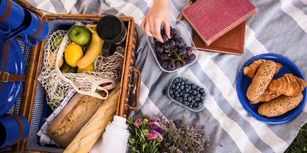Perfect Picnic Party Ideas for Food, Drinks, and Décor