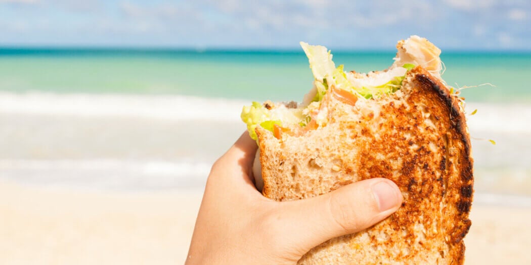 24 Beach Food Ideas & Recipes for Your Next Vacation