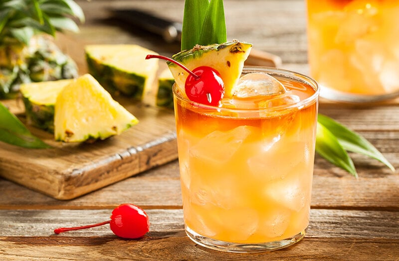 35 Refreshing Summer Cocktails To Stay Cool