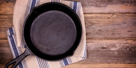 How To Clean A Cast Iron Skillet Without Damaging It