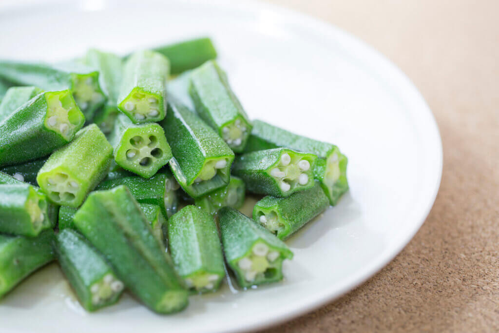 Traditional Chinese food, okra with oyster sauce.