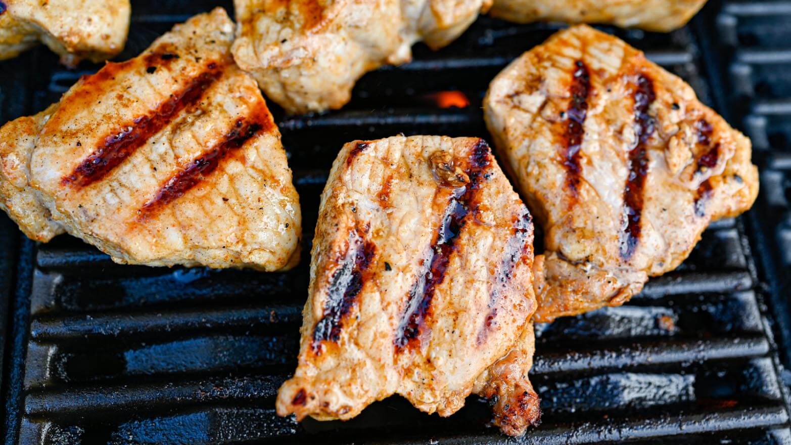 barbecue pork chops on grill