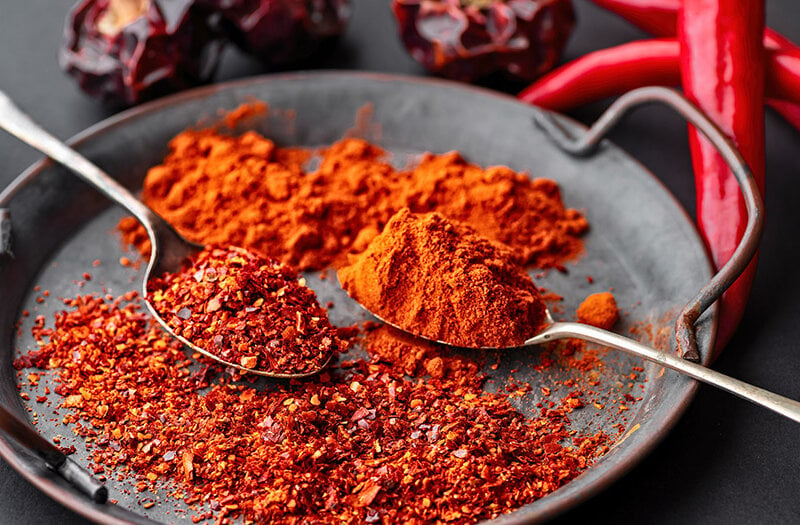 Cayenne Pepper vs. Chili Powder: What's the Difference?