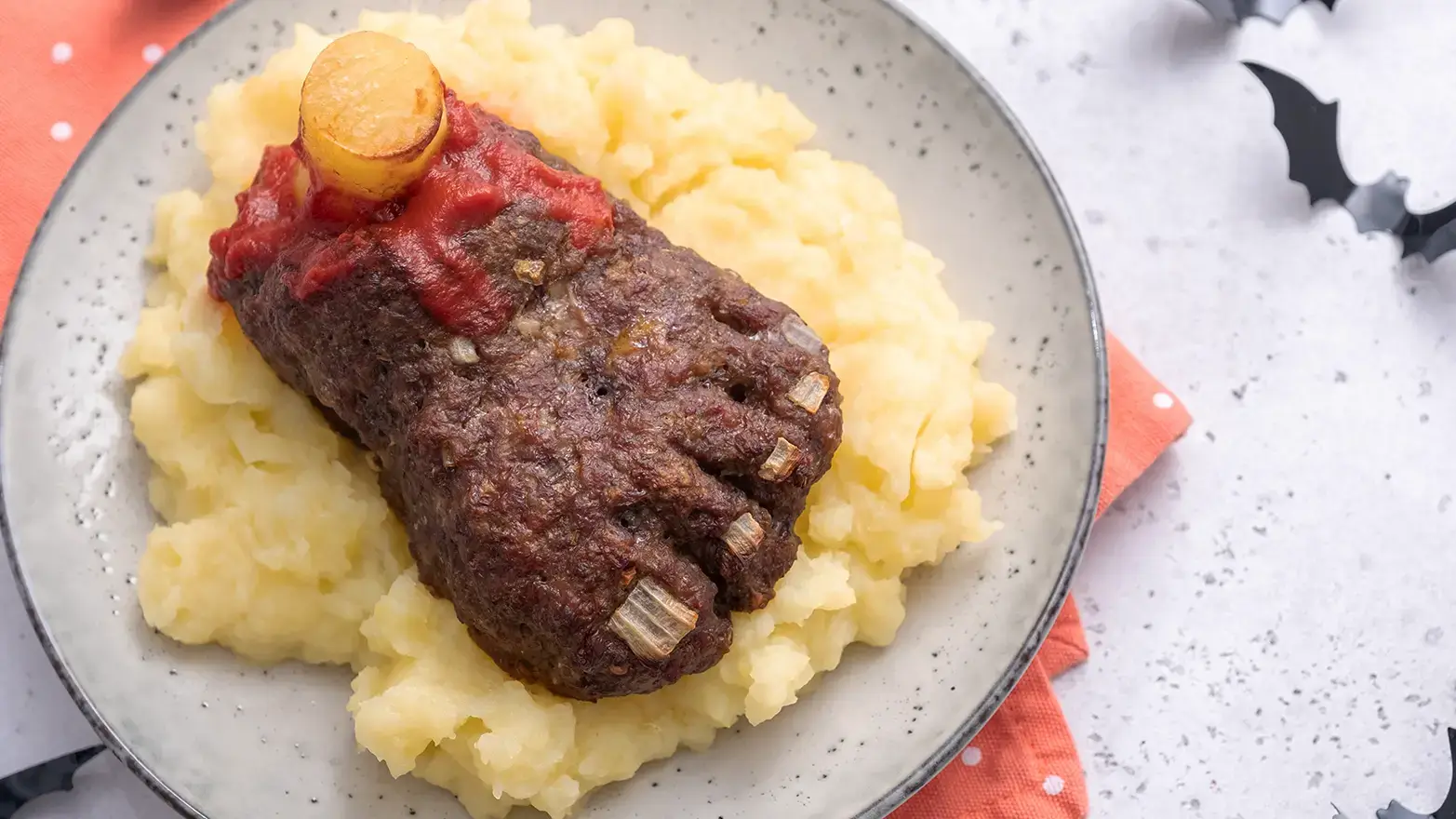 Foot shaped zombie meatloaf for Halloween dinner