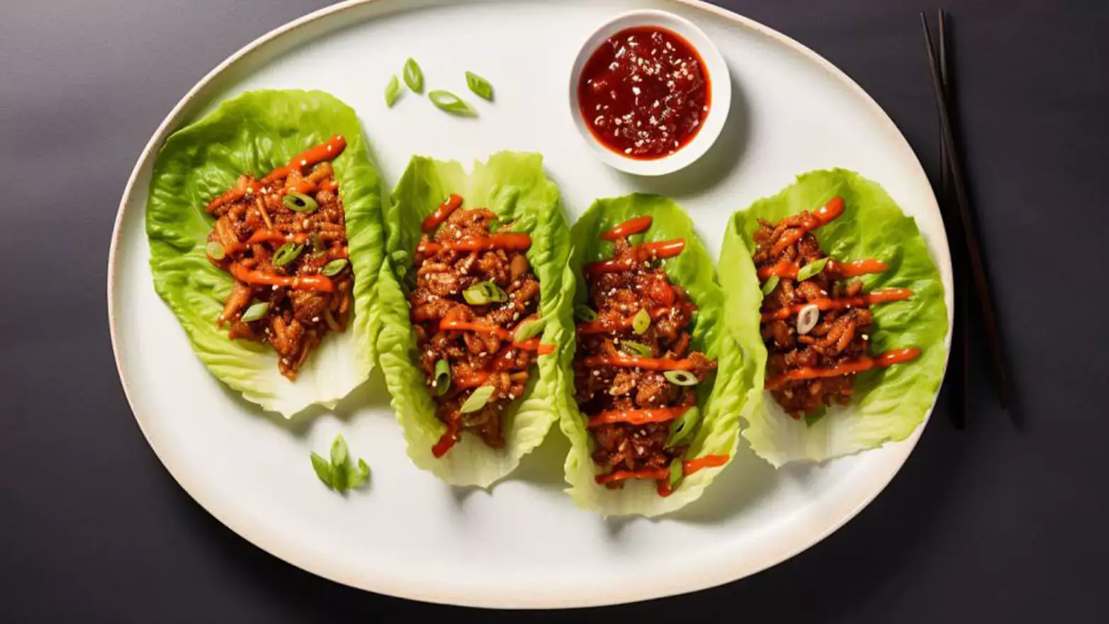 chicken lettuce wraps with dipping sauce