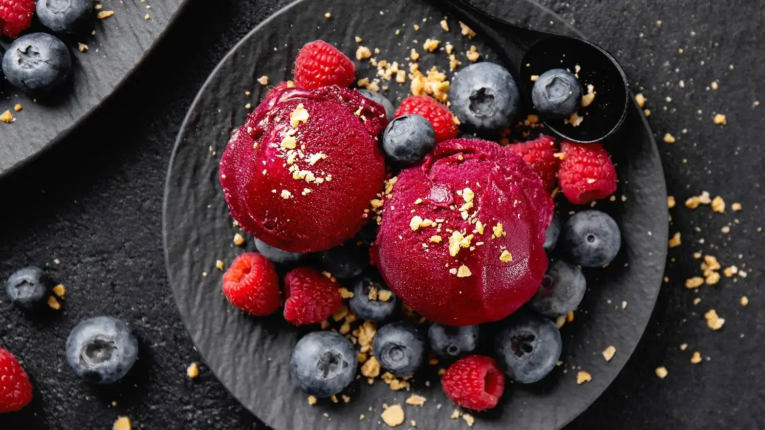 sorbet with blueberries and raspberries